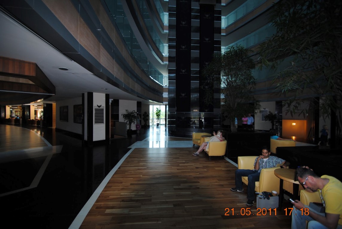 imagini hotel ROYAL WINGS LARA